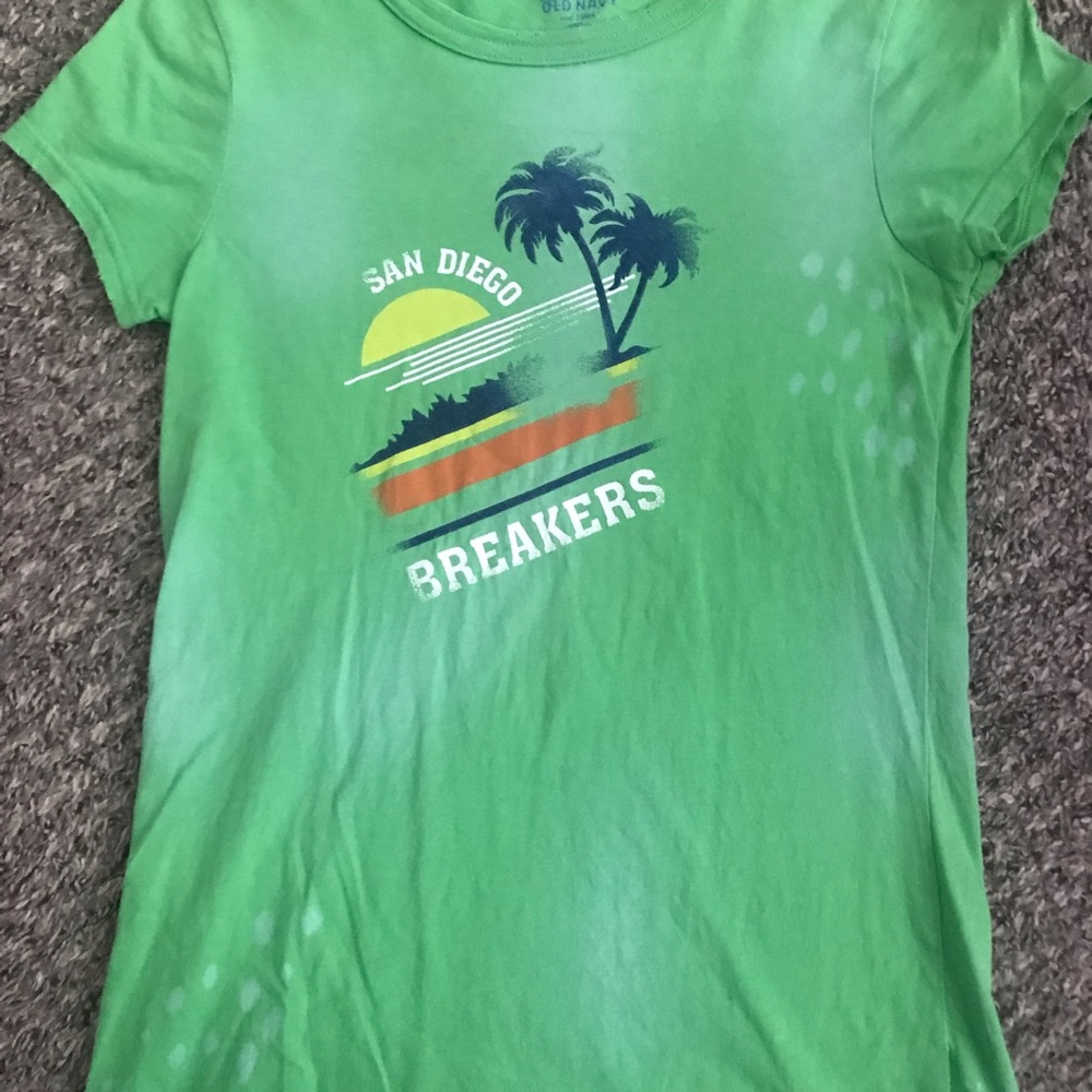 EUC Old Navy Tee